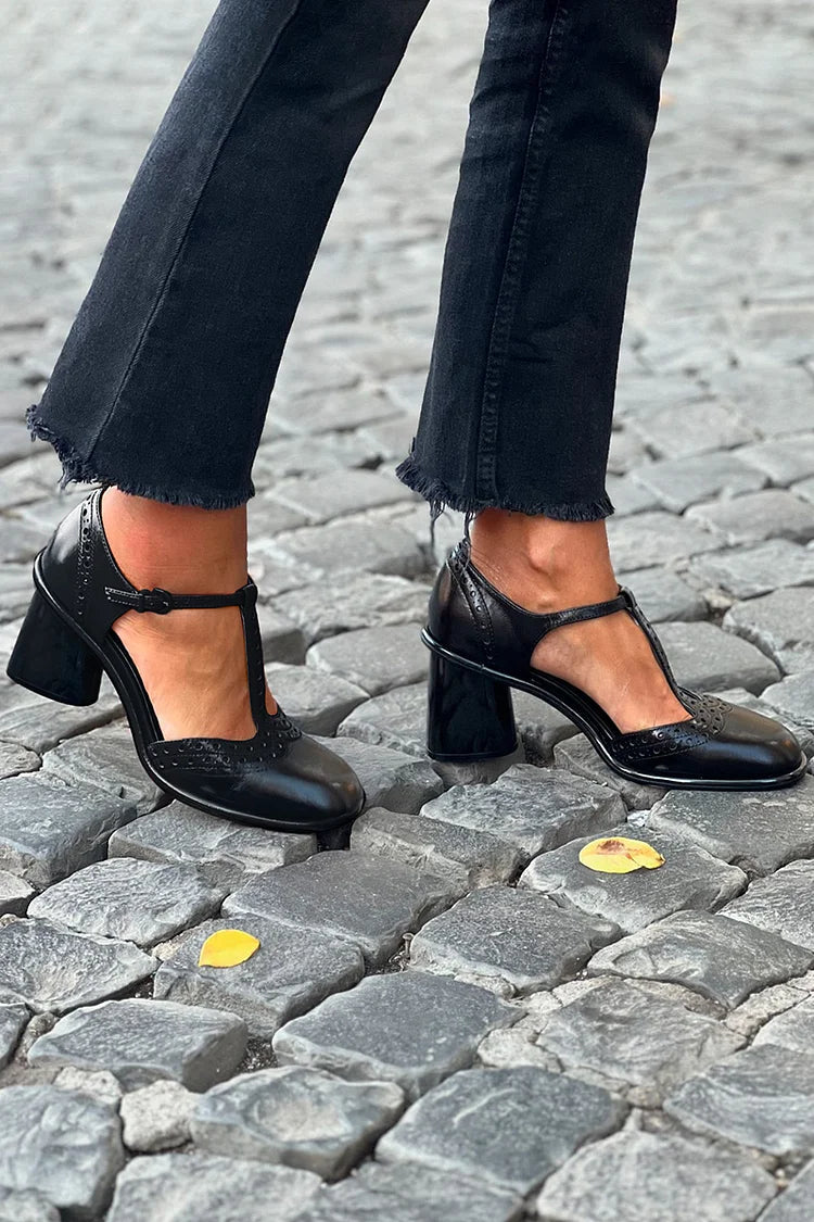 Wide Black Round Toe Solid Colour Heels with Buckle and T-Strap