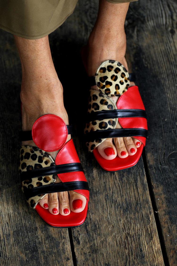 Red leopard print colour block square toe slippers