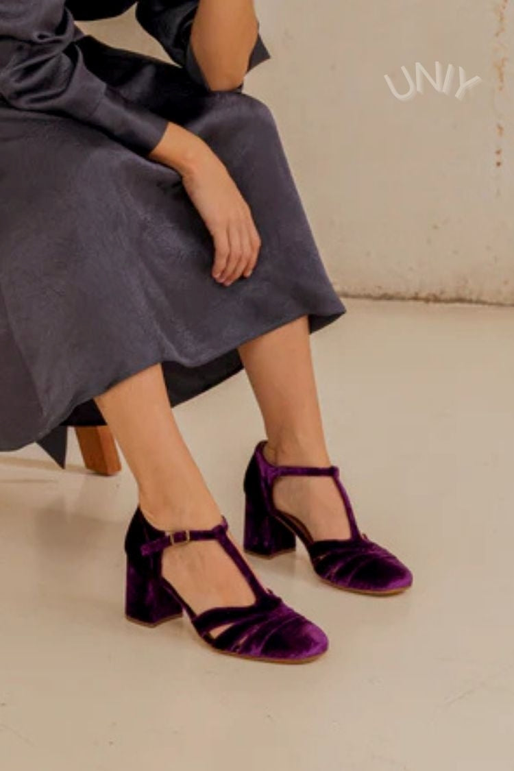 Wide cut-out velvet heels with buckle and T-strap