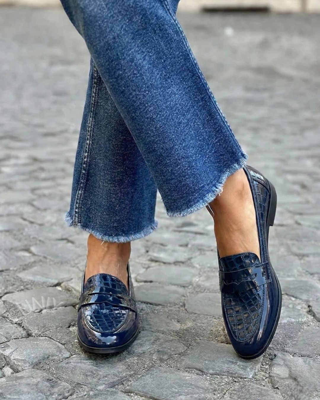 Elegant Navy Blue Crocodile Effect Penny Loafers in PU Coated Leather