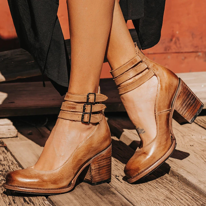 Roberta | Buckle Heel