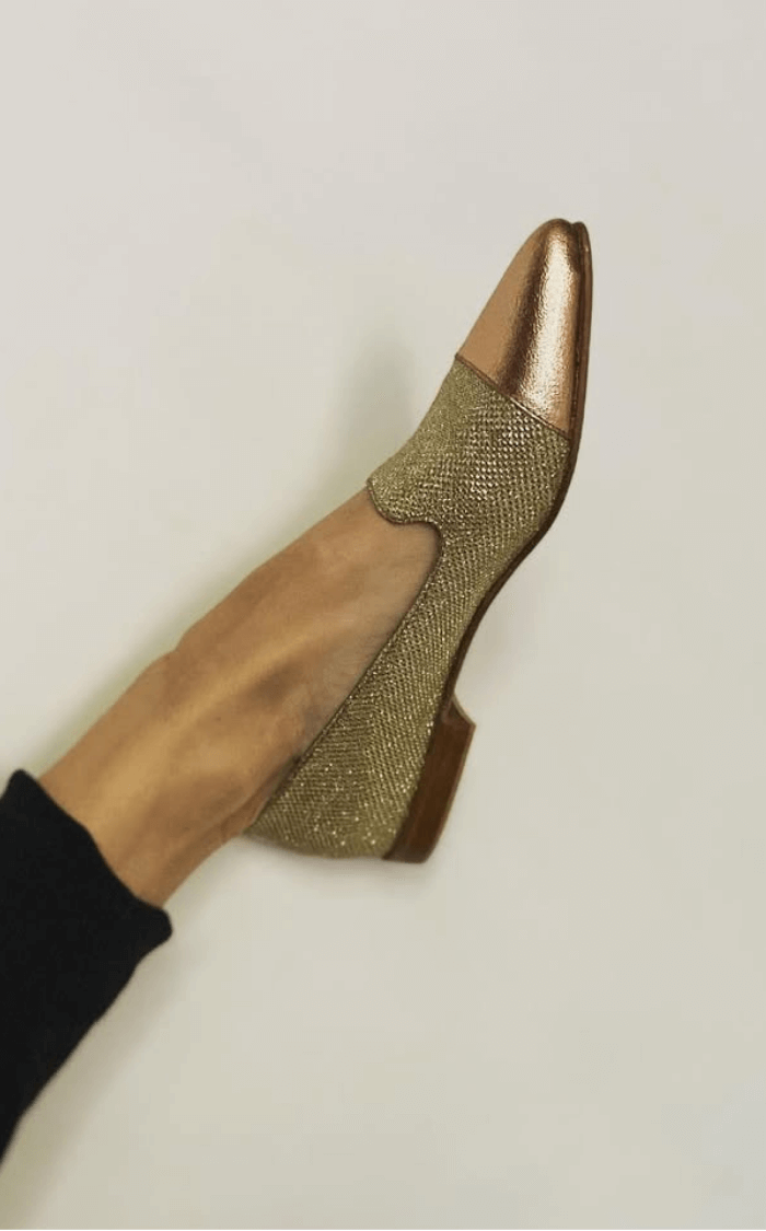 Fringed Metallic Gold Glitter Pointed Loafers
