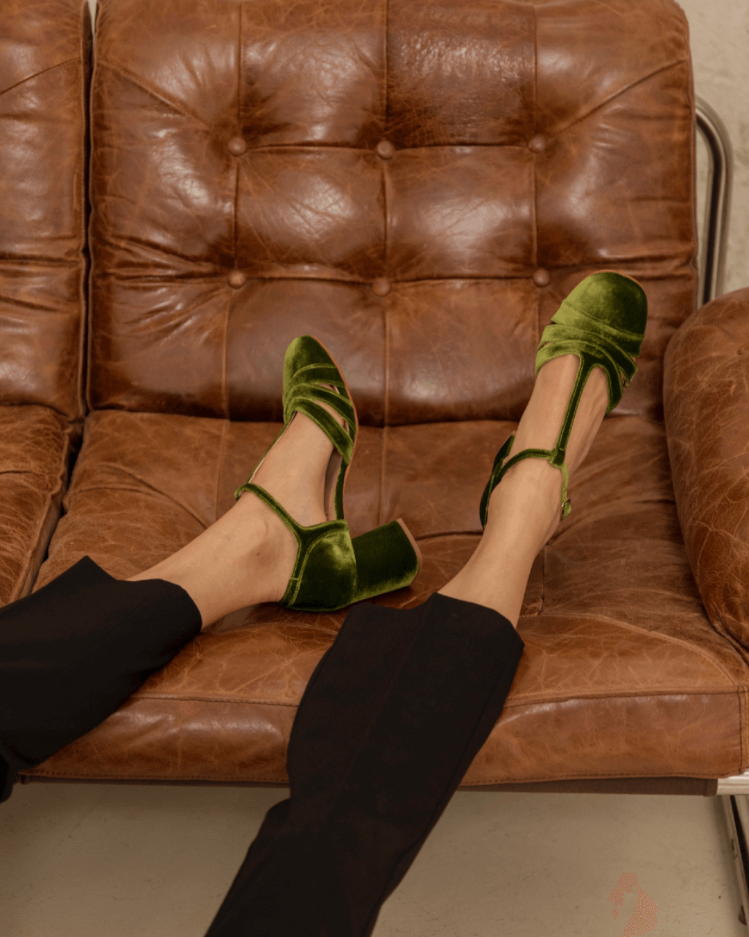 Wide cut-out velvet heels with buckle and T-strap