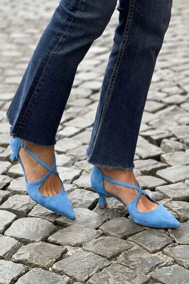 Low Heeled Khaki Pointed Shoes with Buckle and Crossed Straps