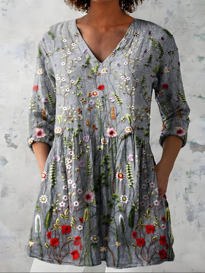 Willow | Long Blouse with V-Neck