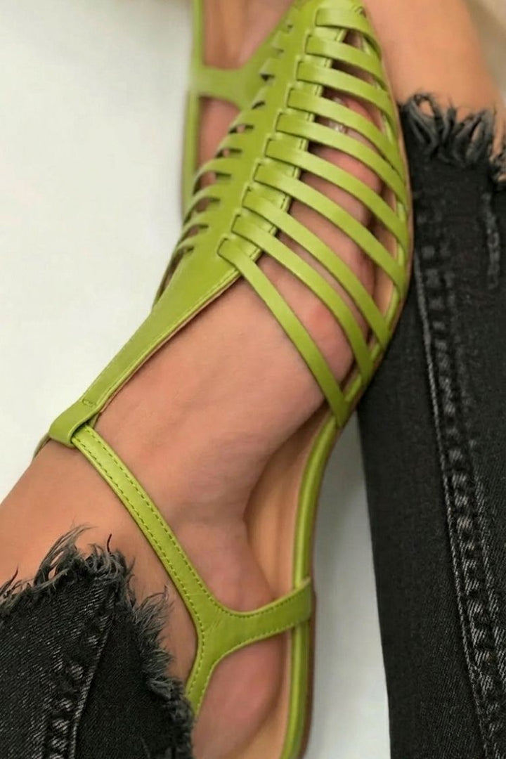 Essential Casual Cut-Out Black Pointed Sandals with T-Strap