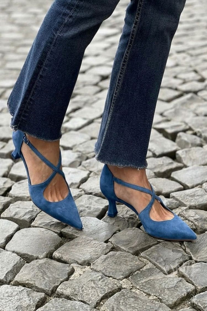 Low Heeled Khaki Pointed Shoes with Buckle and Crossed Straps