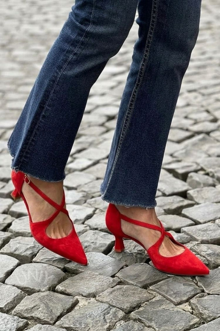 Low Heeled Khaki Pointed Shoes with Buckle and Crossed Straps