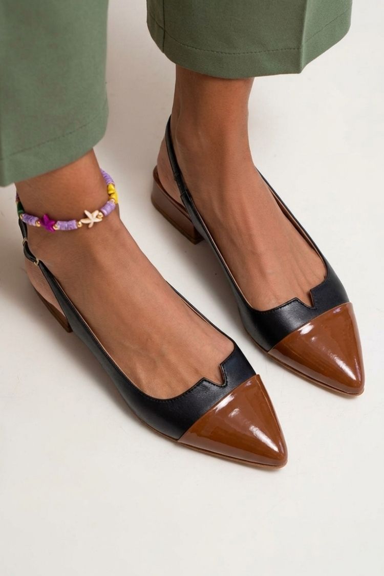 Pointed toe colour block cut-out slingback ballerinas with buckle