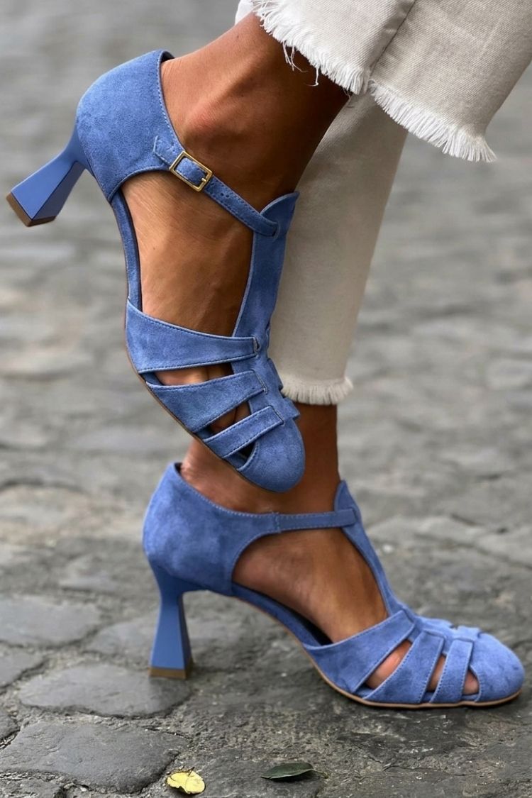Cut-out Crochet Heeled Sandals in Closed Toe Green