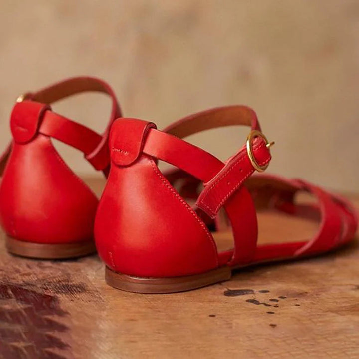 Cut-out peep toe sandals in solid colours with ankle strap and buckle