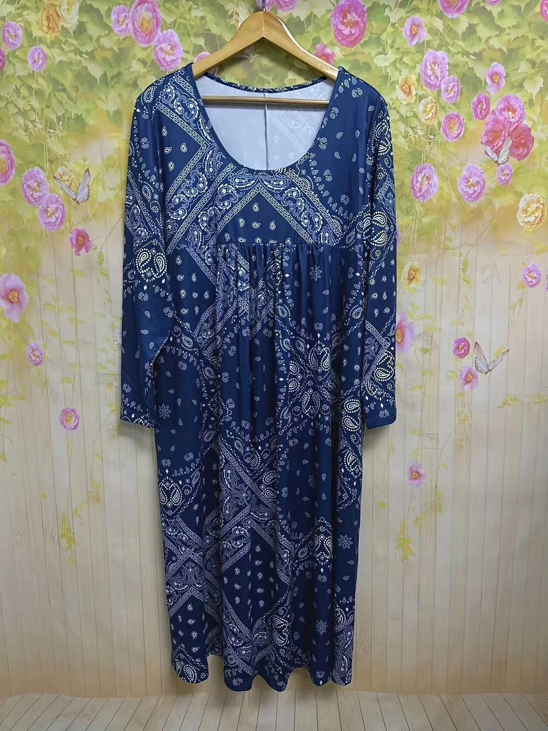 ELOWEN | CASUAL MIDI DRESS WITH LONG SLEEVES
