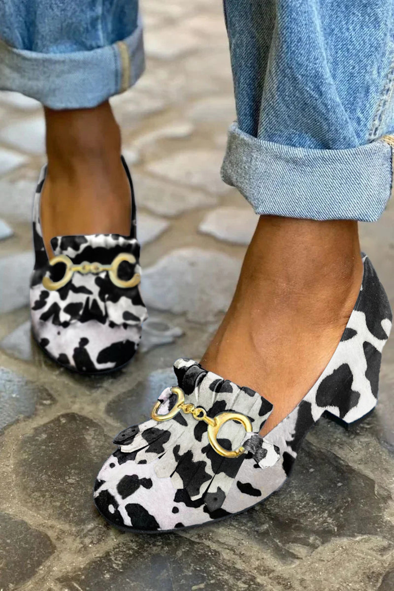 Wide matte round toe heels with buckle and fringes
