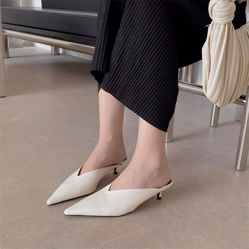 Caterina | Pointed Mules with V-Neck