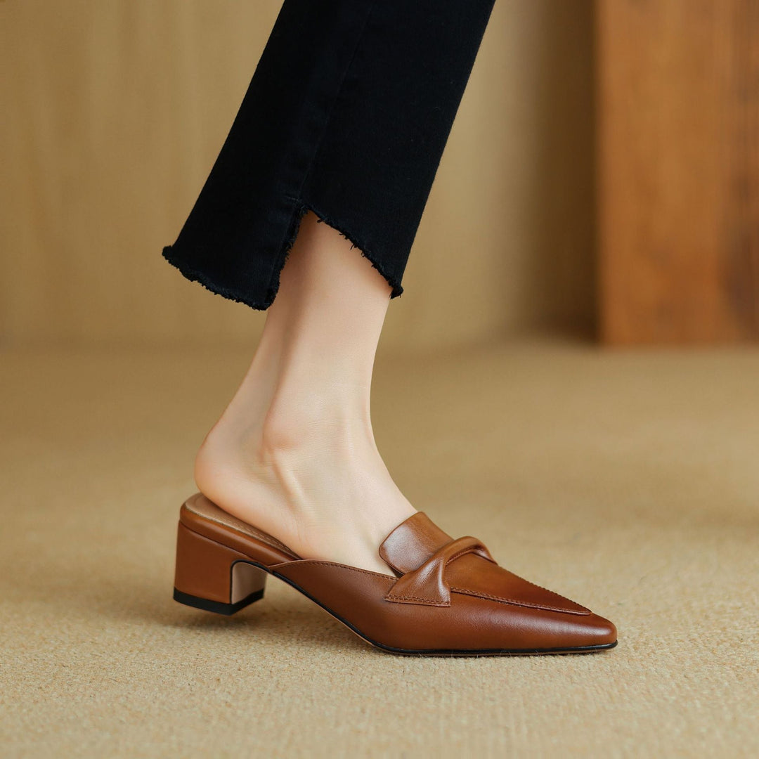 Letizia | Pointed Mules with Bow