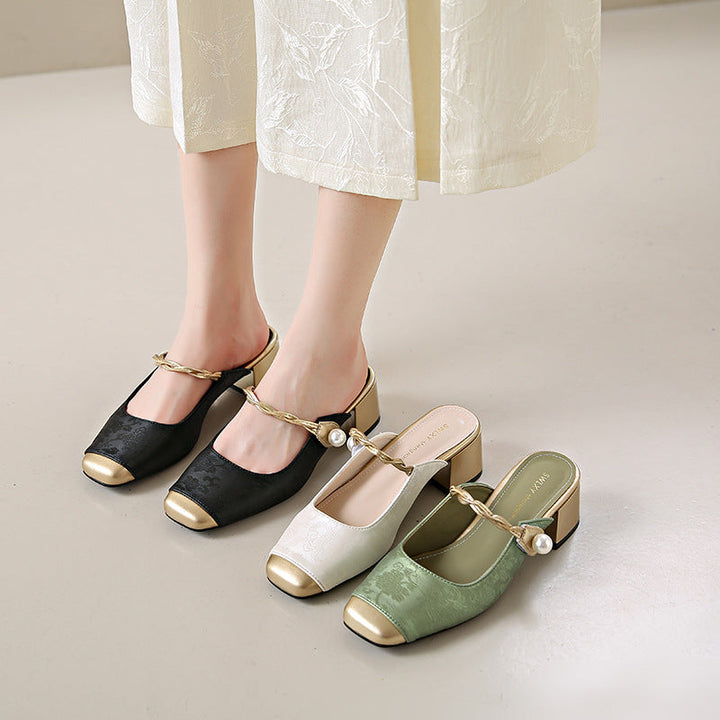 Haide | Mules with Pearl Detail and Square Toe