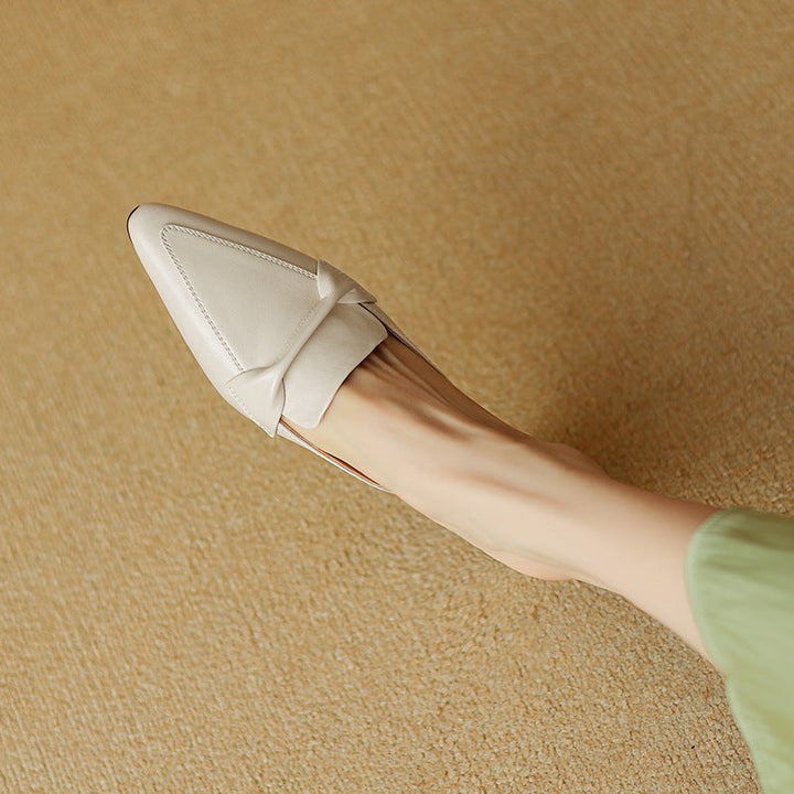 Letizia | Pointed Mules with Bow
