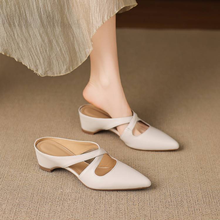Ericka | Pointed Mules with Straps