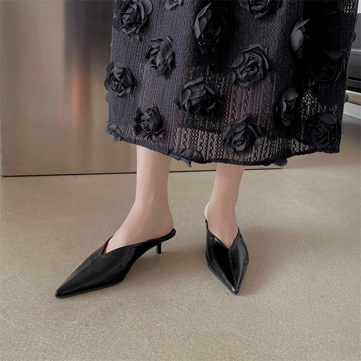 Caterina | Pointed Mules with V-Neck