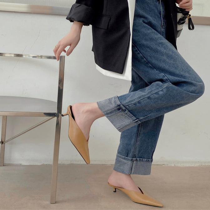 Caterina | Pointed Mules with V-Neck