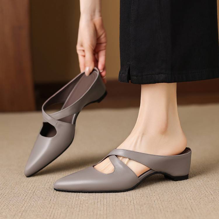 Ericka | Pointed Mules with Straps