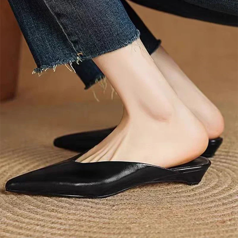 Bruna | Pointed Toe Mules