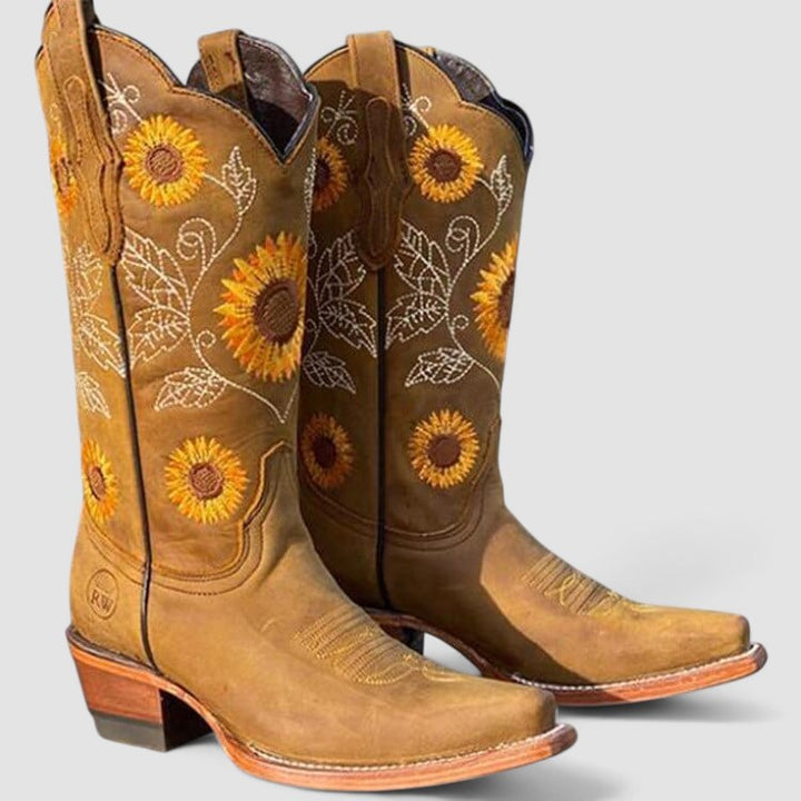 Daisy – Orthopaedic Western Boots