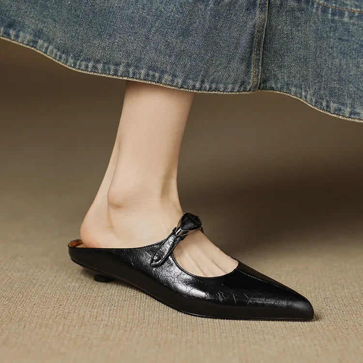 Regine | Pointed Mules with Buckle