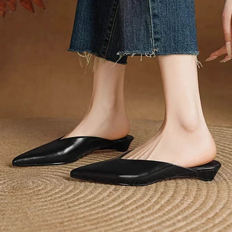 Bruna | Pointed Toe Mules