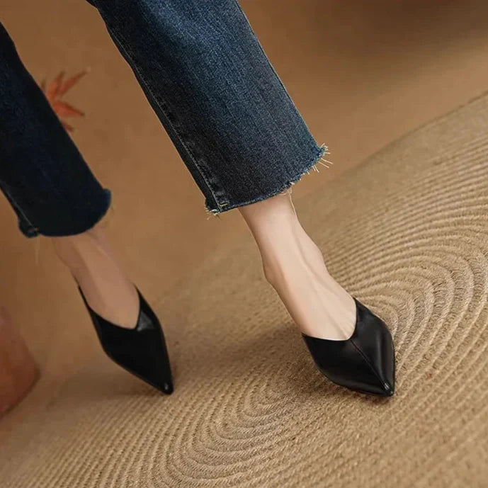 Bruna | Pointed Toe Mules