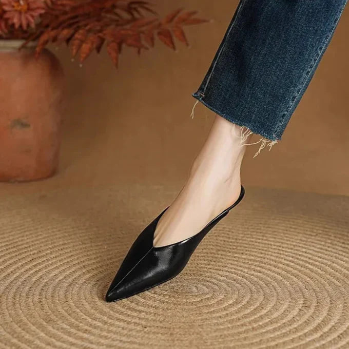Bruna | Pointed Toe Mules