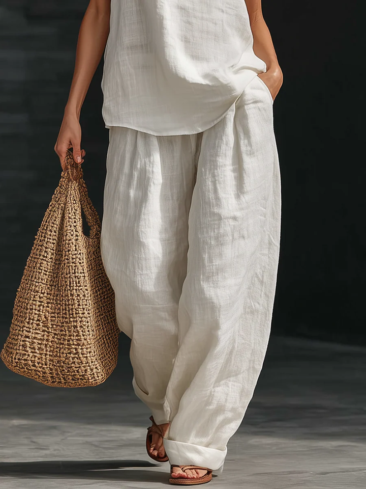 Zoë™ – Sleeveless Top and Wide Trousers