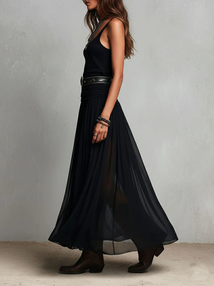 Black sleeveless top with a maxi tulle skirt (with belt)
