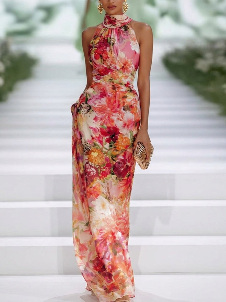 Maxi Dress Without Sleeves in Red Chiffon with Halter Neck and Floral Print