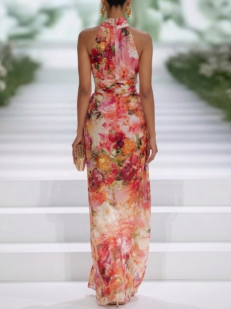 Maxi Dress Without Sleeves in Red Chiffon with Halter Neck and Floral Print