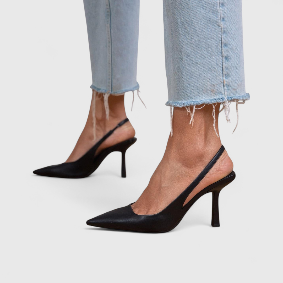 Flavia | Women's Orthopedic Court Shoe
