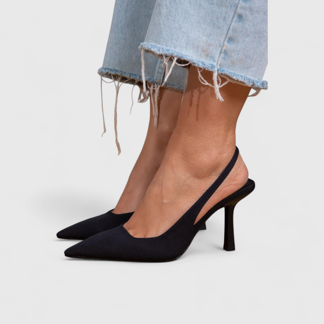 Flavia | Women's Orthopedic Court Shoe