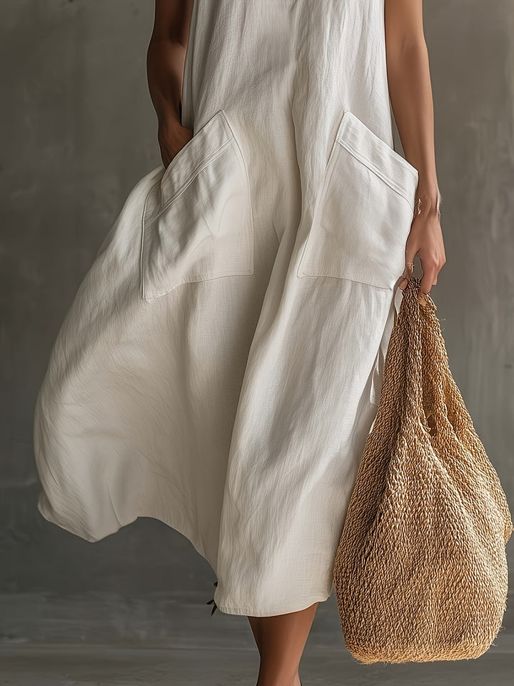 Casual vintage holiday midi dress with V-neck, patch pocket and white colour, elegant and special