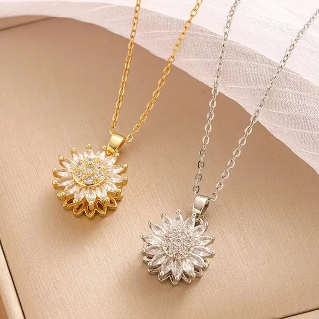 Trendy Silver Sunflower Zircon Necklace & Earrings Set