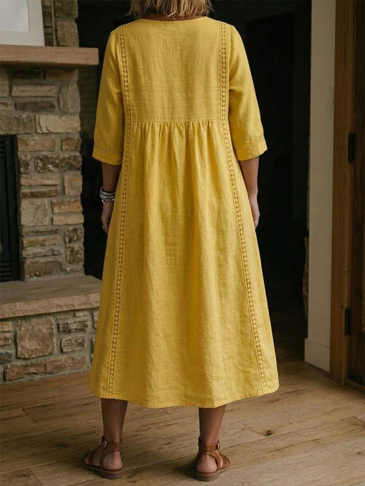 Aurélia | Loose-Fit Dress with Lace Trim