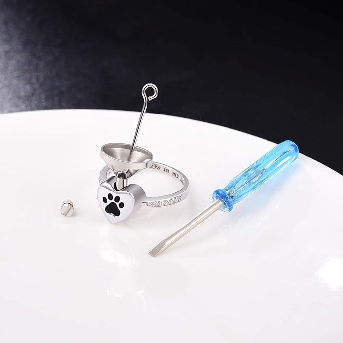 Love Heart Paw Print Urn Ring – Pet Memorial Cremation Jewellery